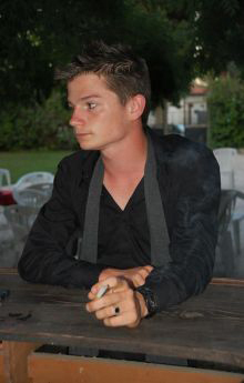 Nicos34