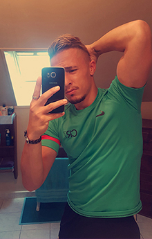 Ronaldo77