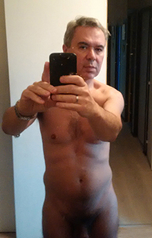 Chris R